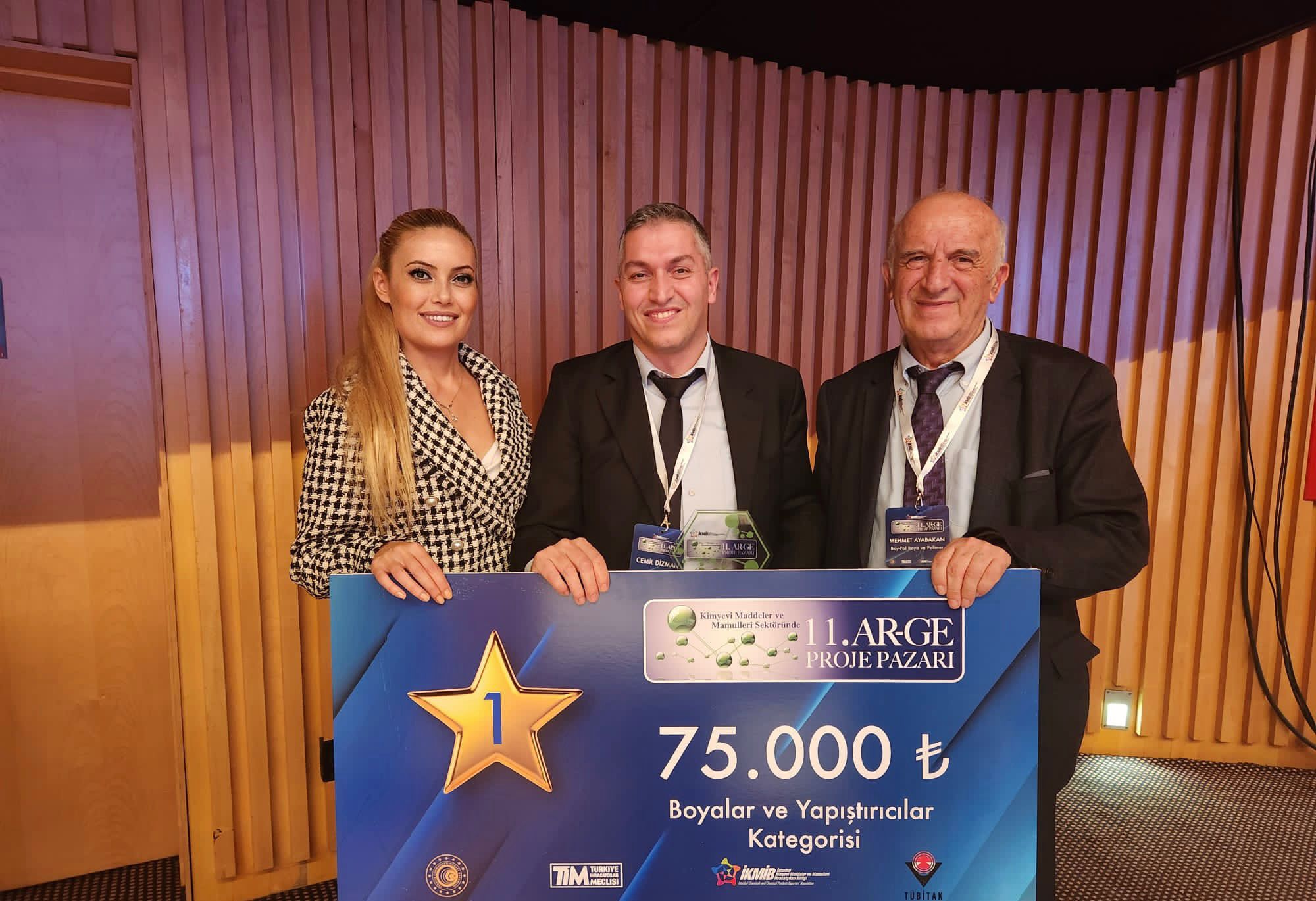 �zel Kimya Ba�ar�ya Doymuyor: �ki �d�l Birden